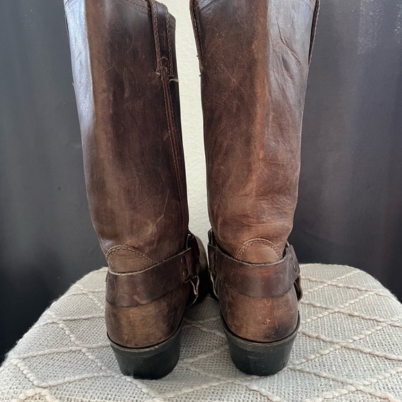 Frye Harness 12L - Picture 3 of 3